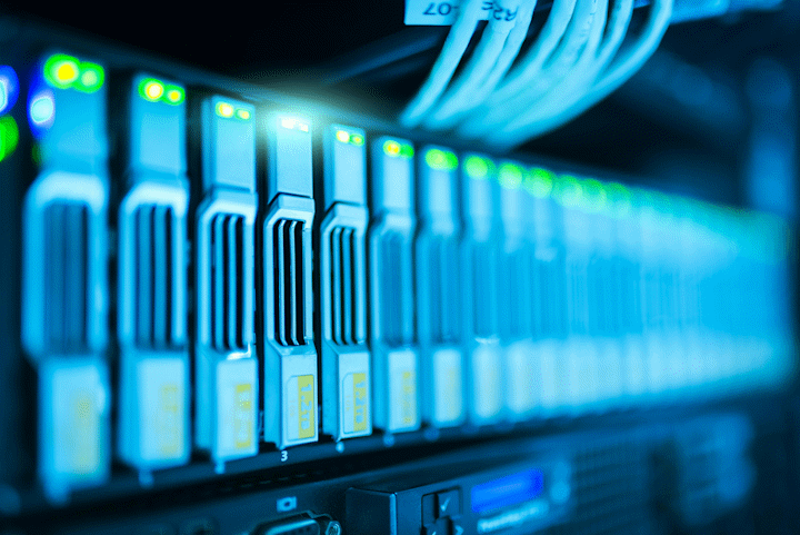 Beispiel Speicher- und Archivsystem im Rack